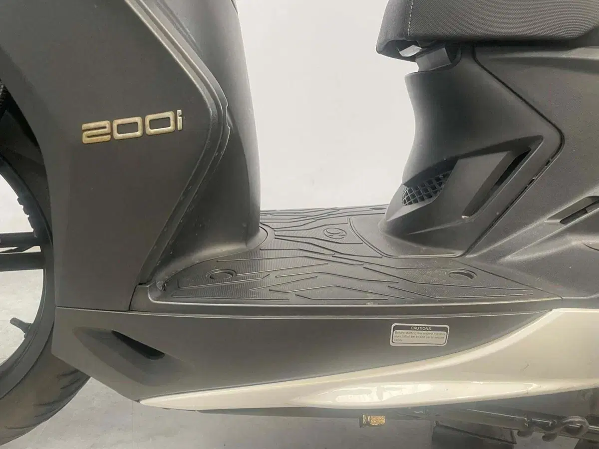 Kymco Agility 200i R16 + (2014 - 17) (11)