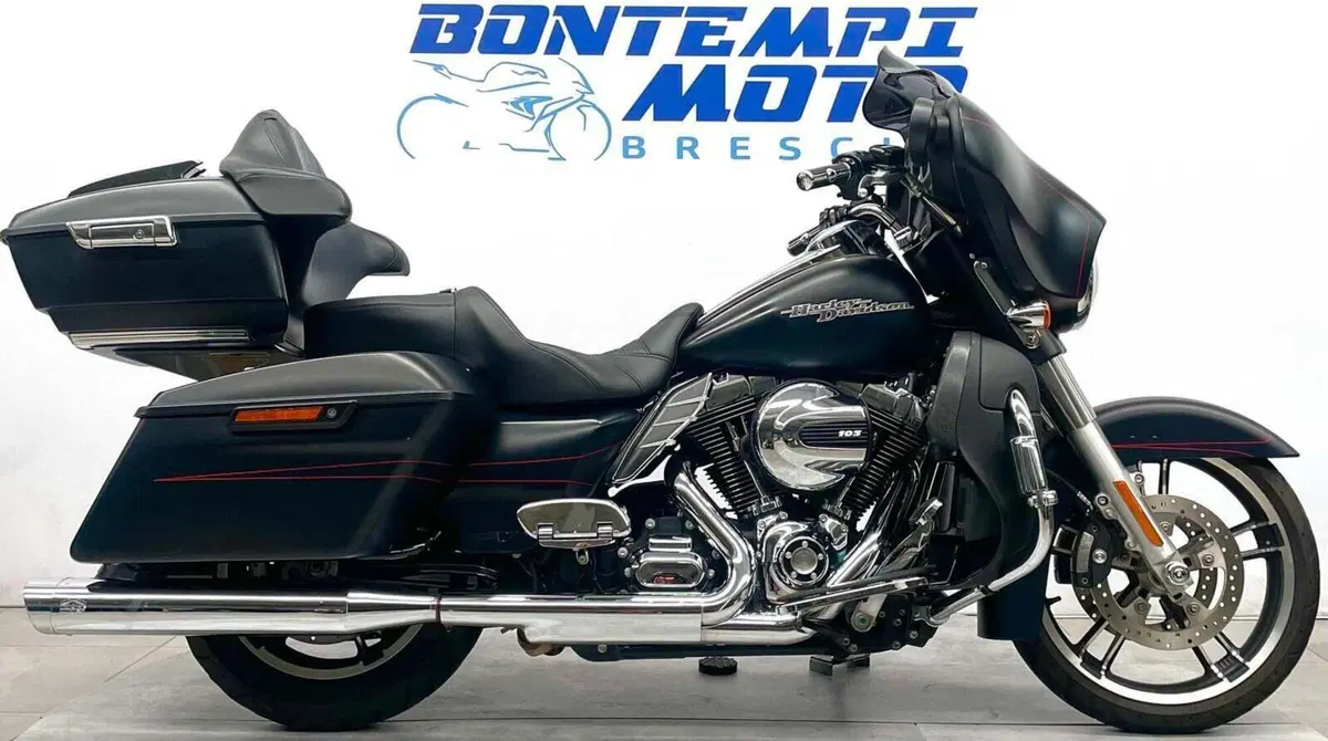 Harley-Davidson 1690 Street Glide Special (2014 - 16) - FLHX