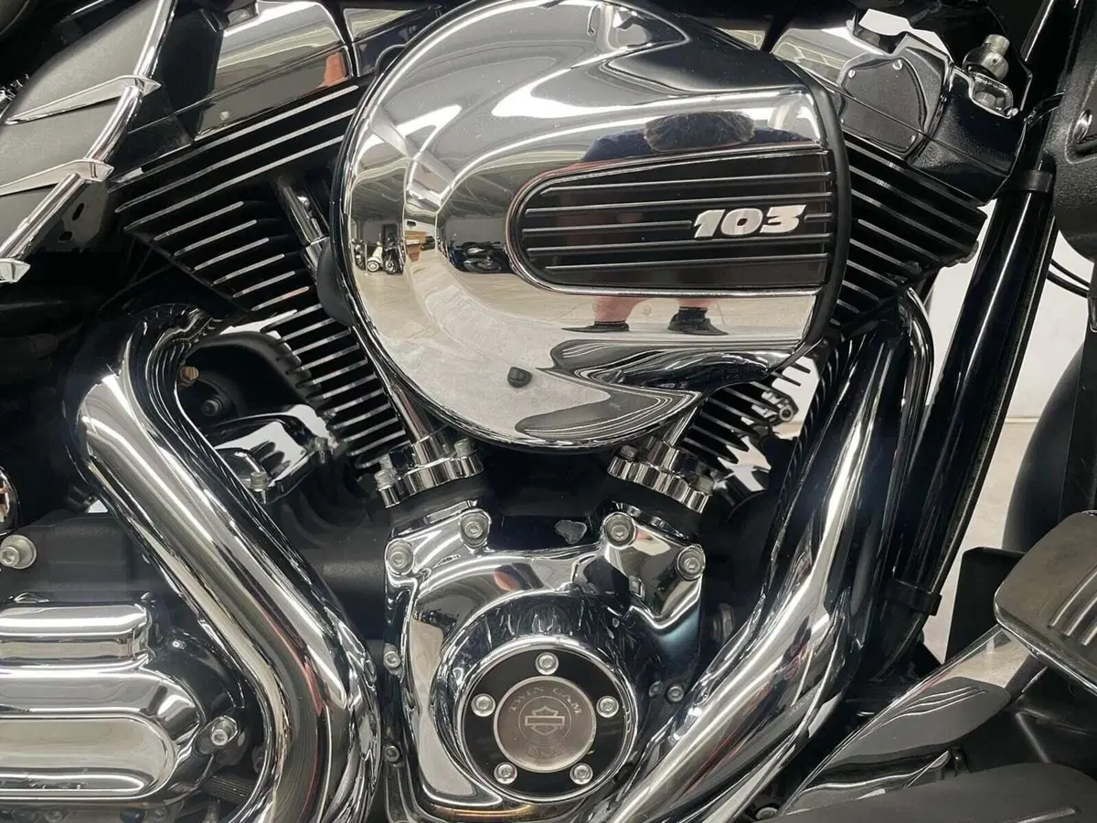 Harley-Davidson 1690 Street Glide Special (2014 - 16) - FLHX (15)
