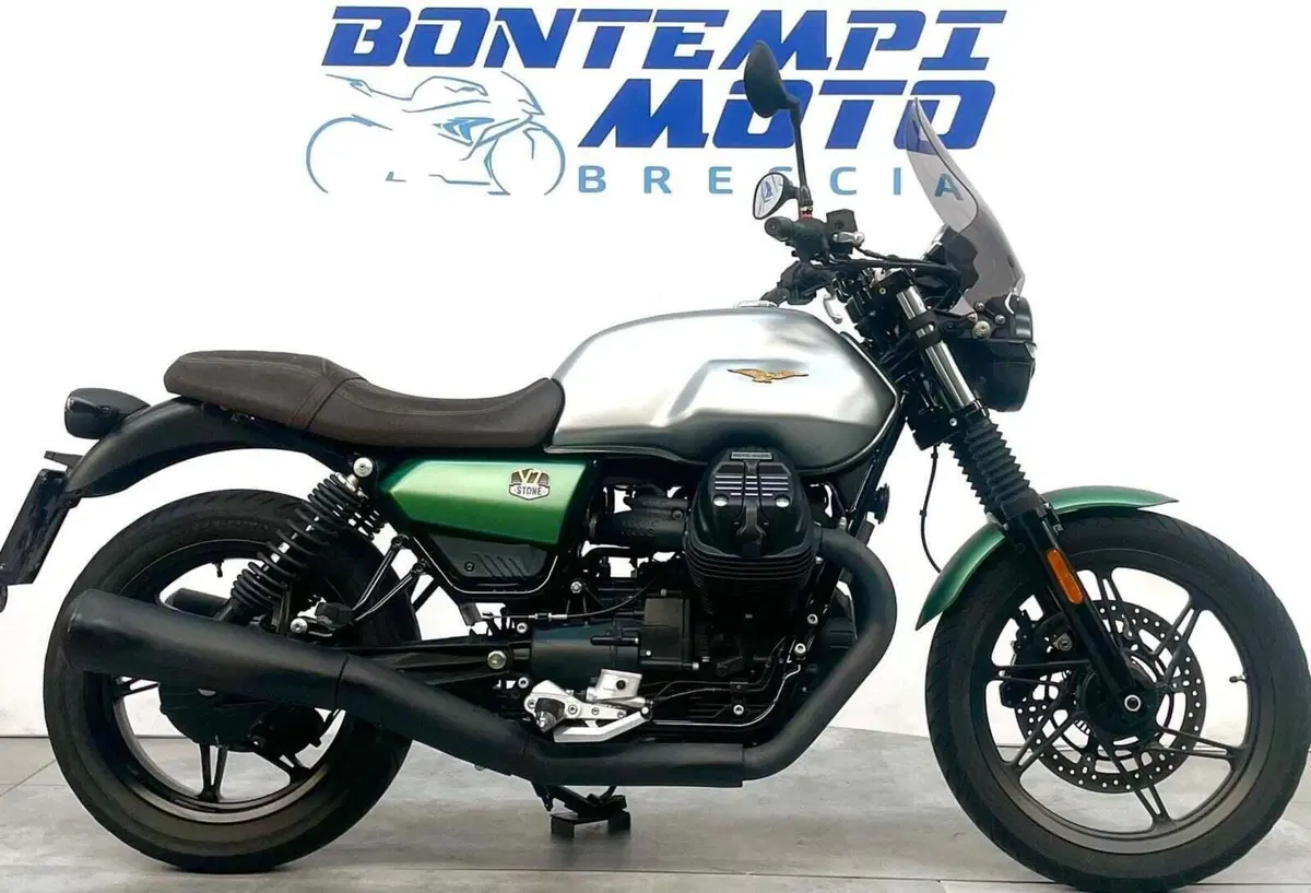 Moto Guzzi V7 Stone Centenario (2021 - 22)