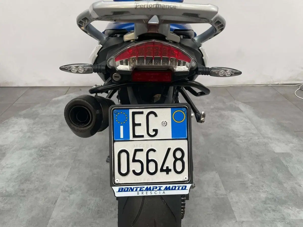Bmw F 800 R (2015 - 16) (8)