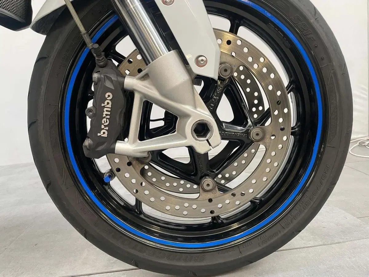 Bmw F 800 R (2015 - 16) (13)