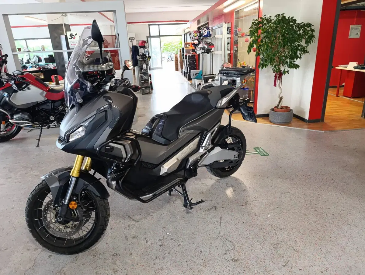 Honda X-ADV 750 (2017) (4)