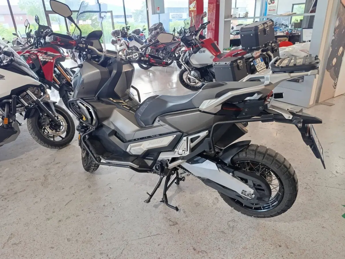 Honda X-ADV 750 (2017) (5)