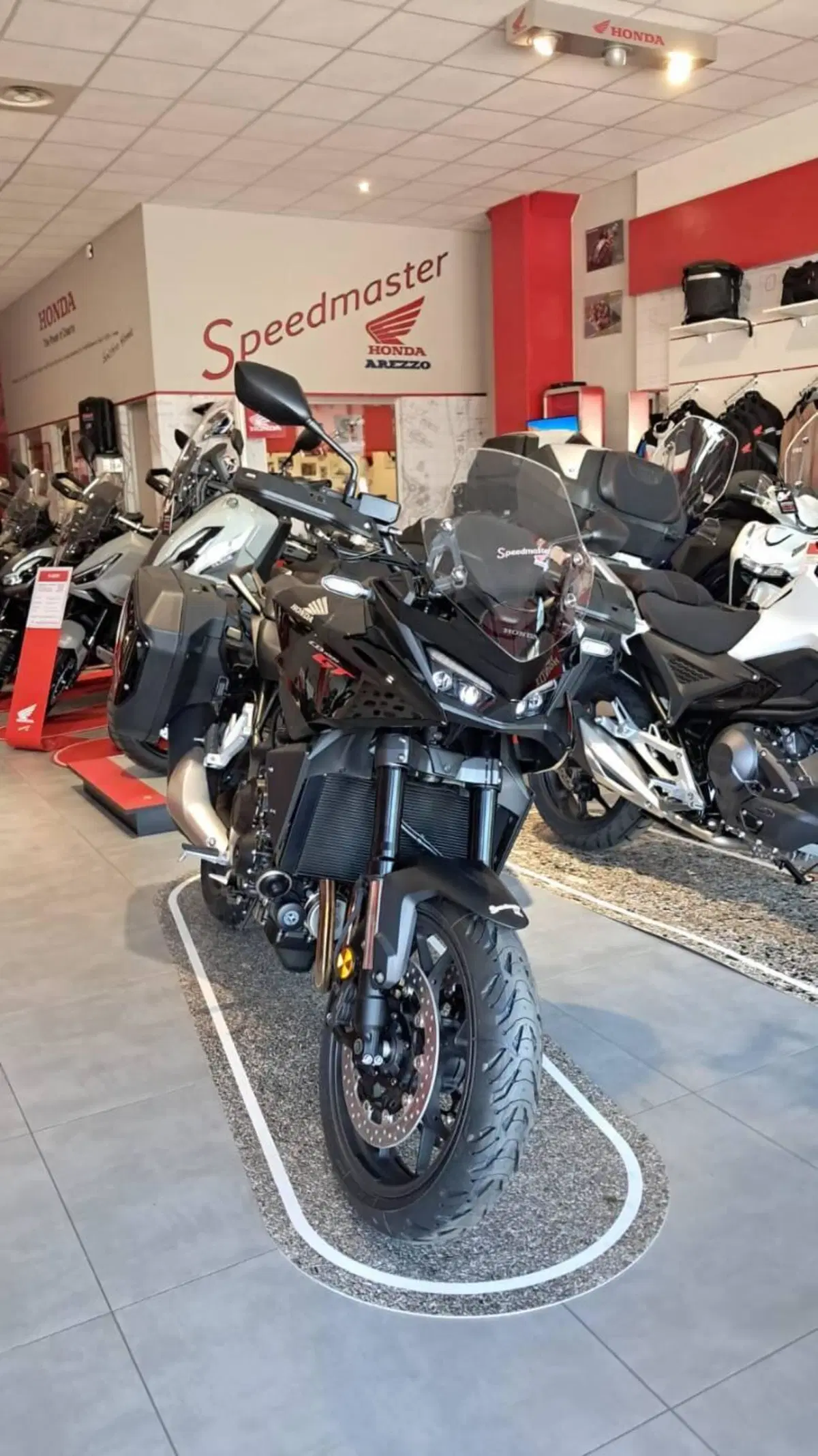 Honda CB 1000 GT (2026)