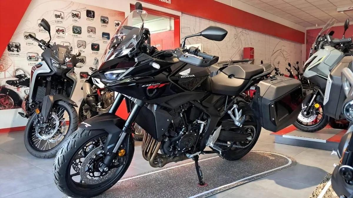 Honda CB 1000 GT (2026) (2)