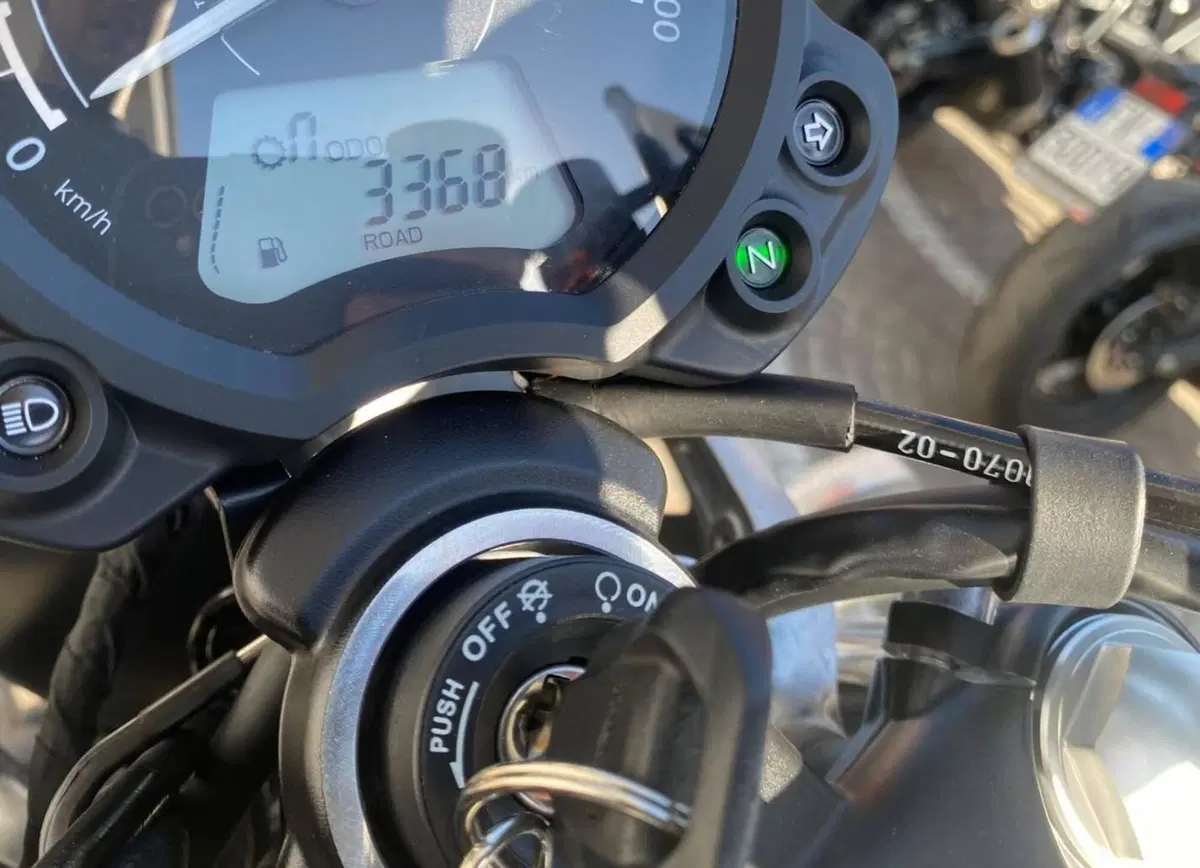 Triumph Speed Twin 900 (2023 - 24) (3)
