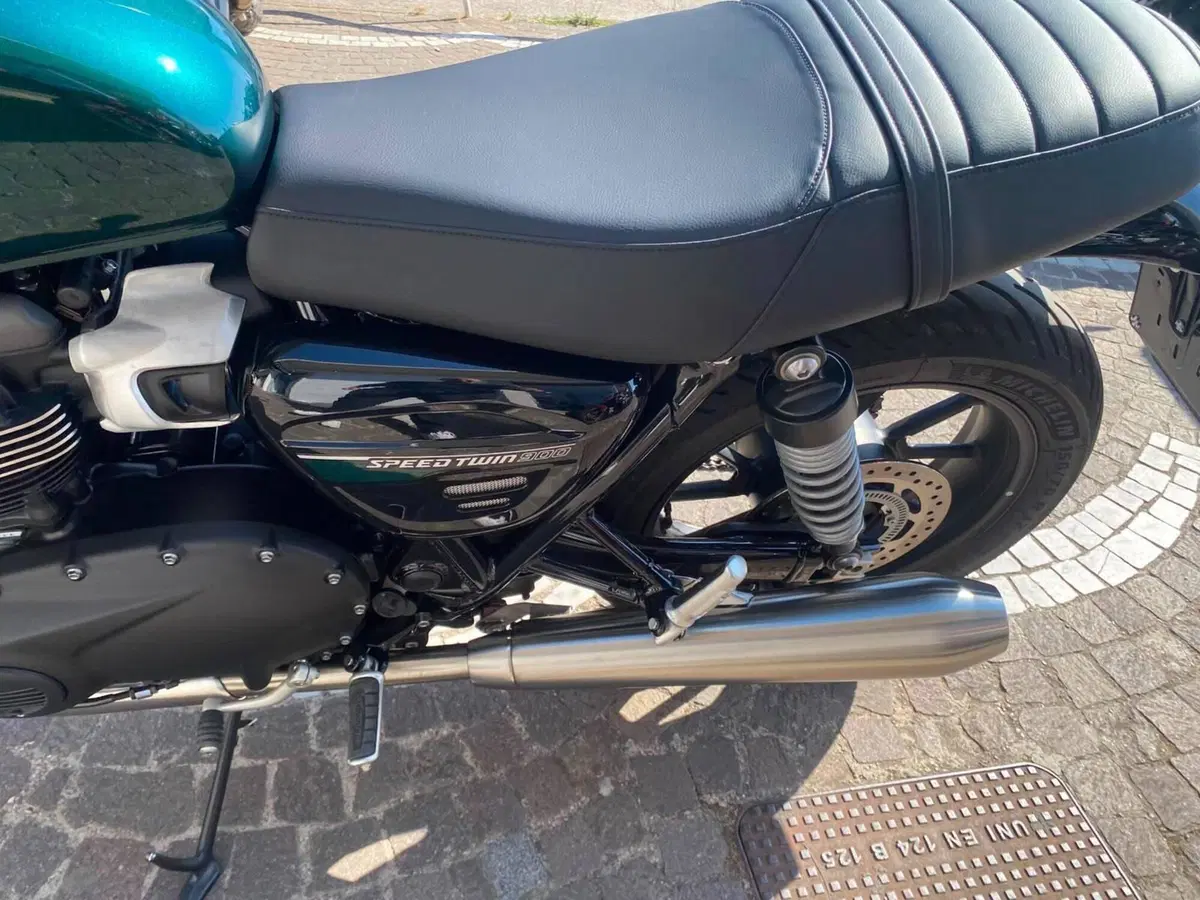 Triumph Speed Twin 900 (2023 - 24) (7)