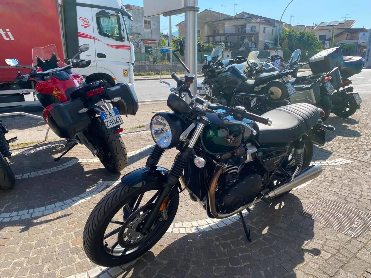 Triumph Speed Twin 900 (2023 - 24) (4)