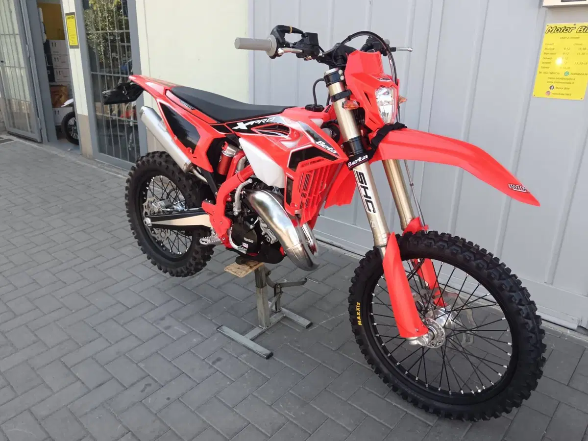 Betamotor RR X-PRO 125 2T Enduro (2027) (3)