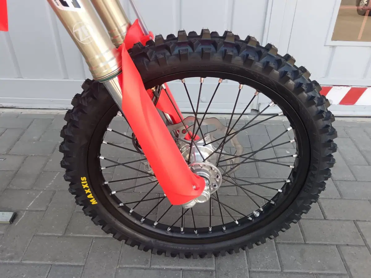 Betamotor RR X-PRO 125 2T Enduro (2027) (9)