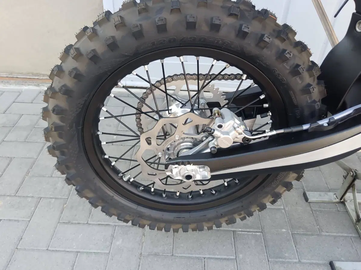 Betamotor RR X-PRO 125 2T Enduro (2027) (11)