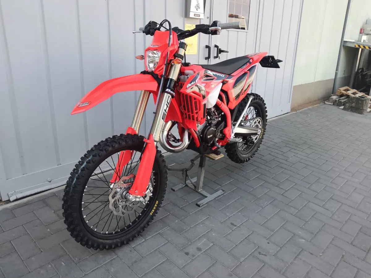 Betamotor RR X-PRO 125 2T Enduro (2027) (4)