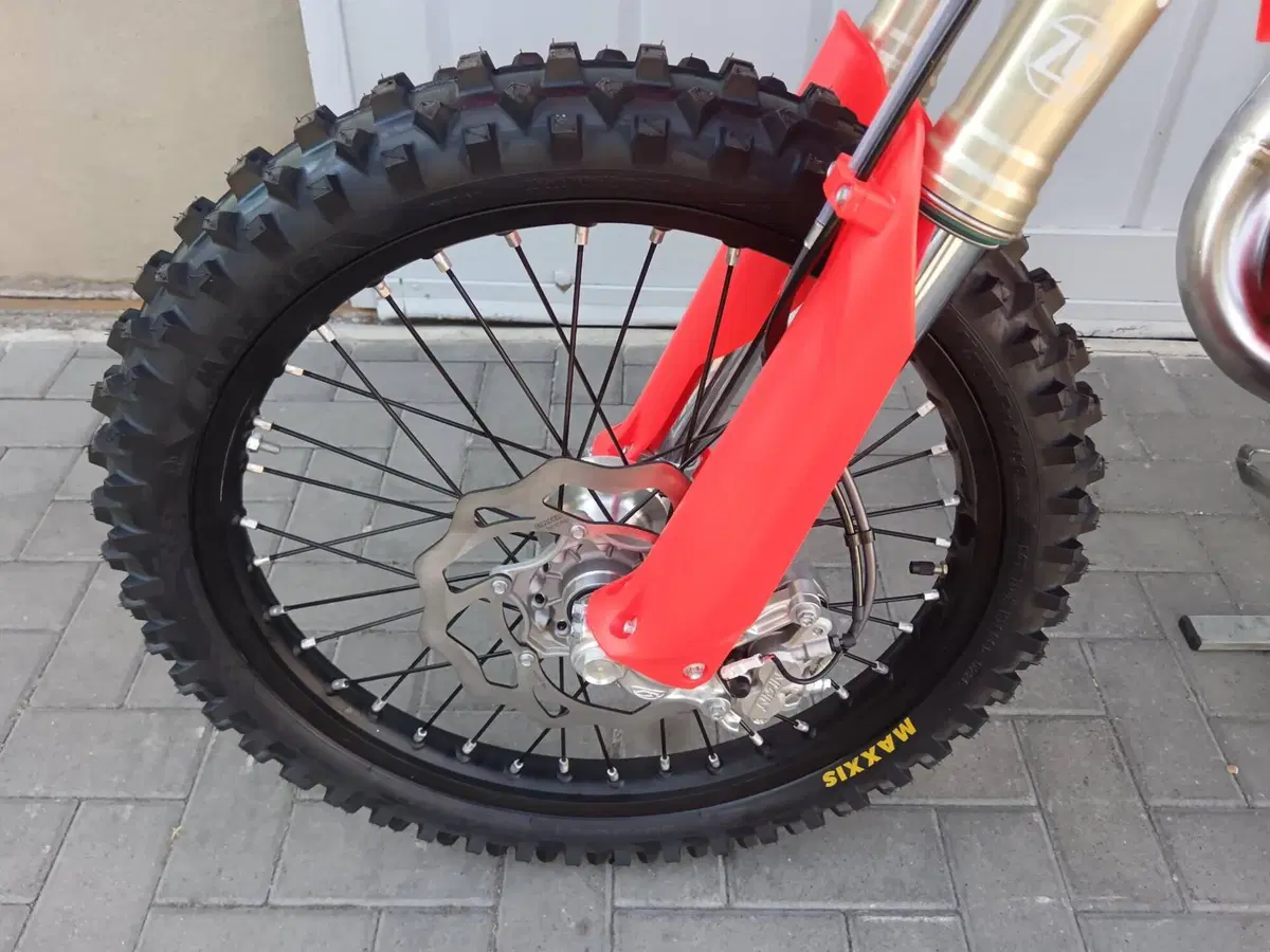 Betamotor RR X-PRO 125 2T Enduro (2027) (10)