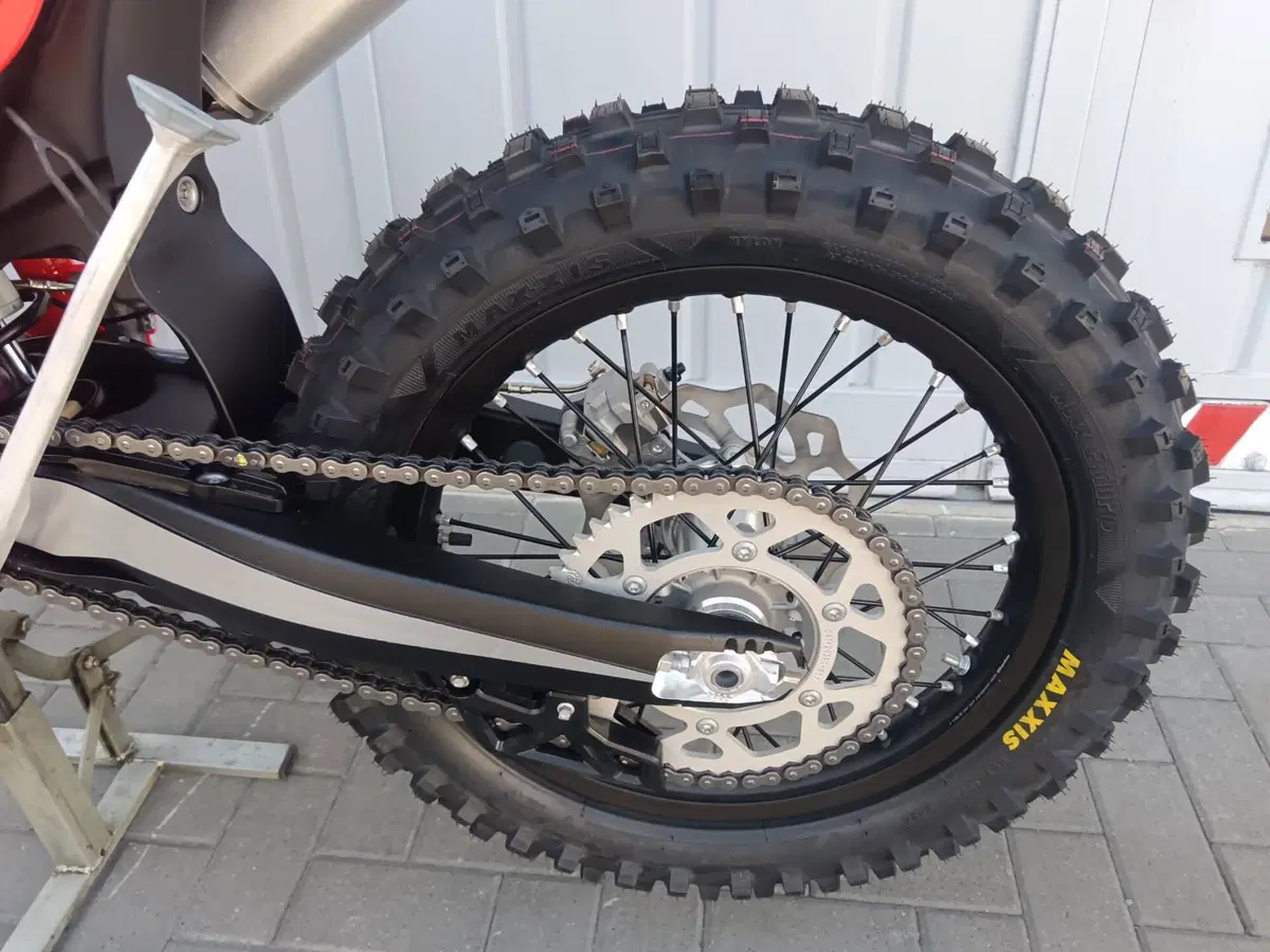 Betamotor RR X-PRO 125 2T Enduro (2027) (12)