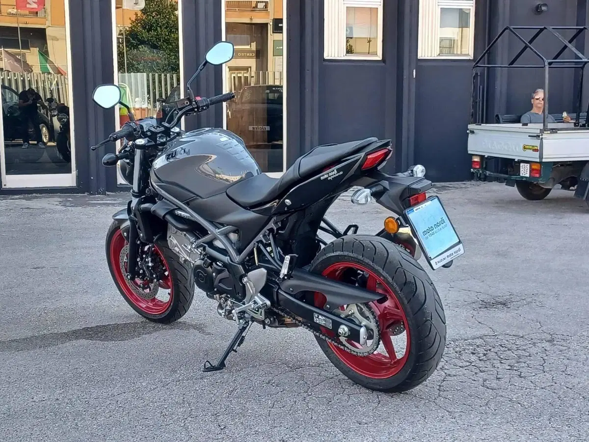 Suzuki SV650 (2021 - 24) (5)