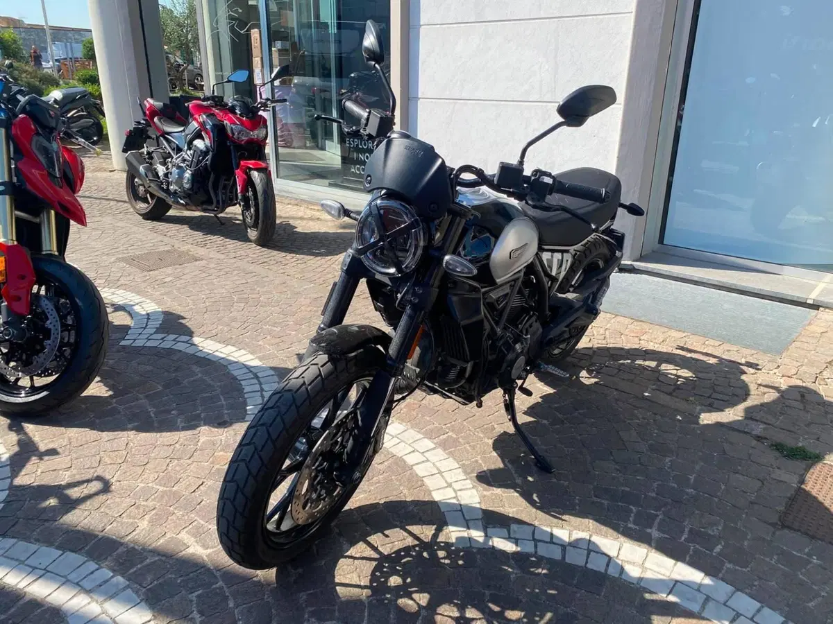 Ducati Scrambler 800 Icon Dark (2021 - 22) (4)