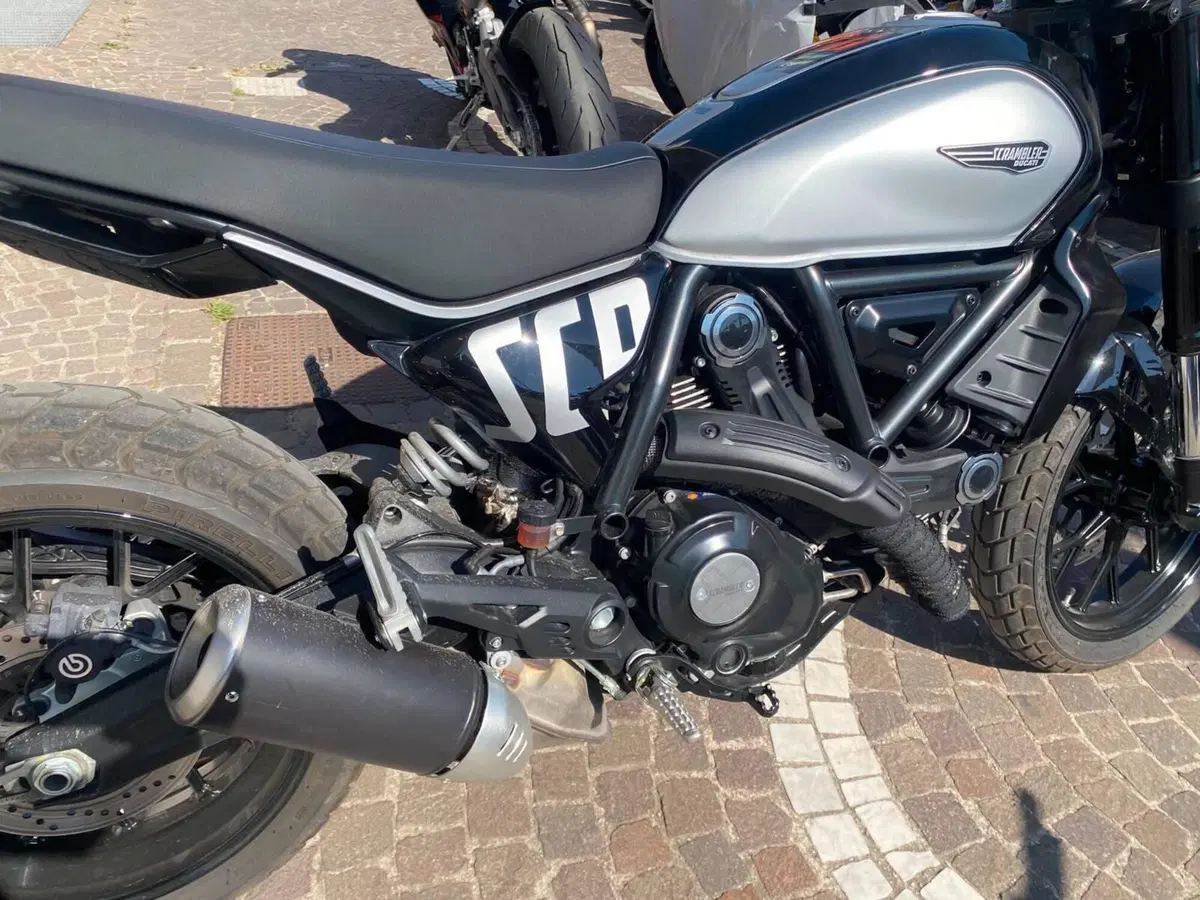 Ducati Scrambler 800 Icon Dark (2021 - 22) (7)