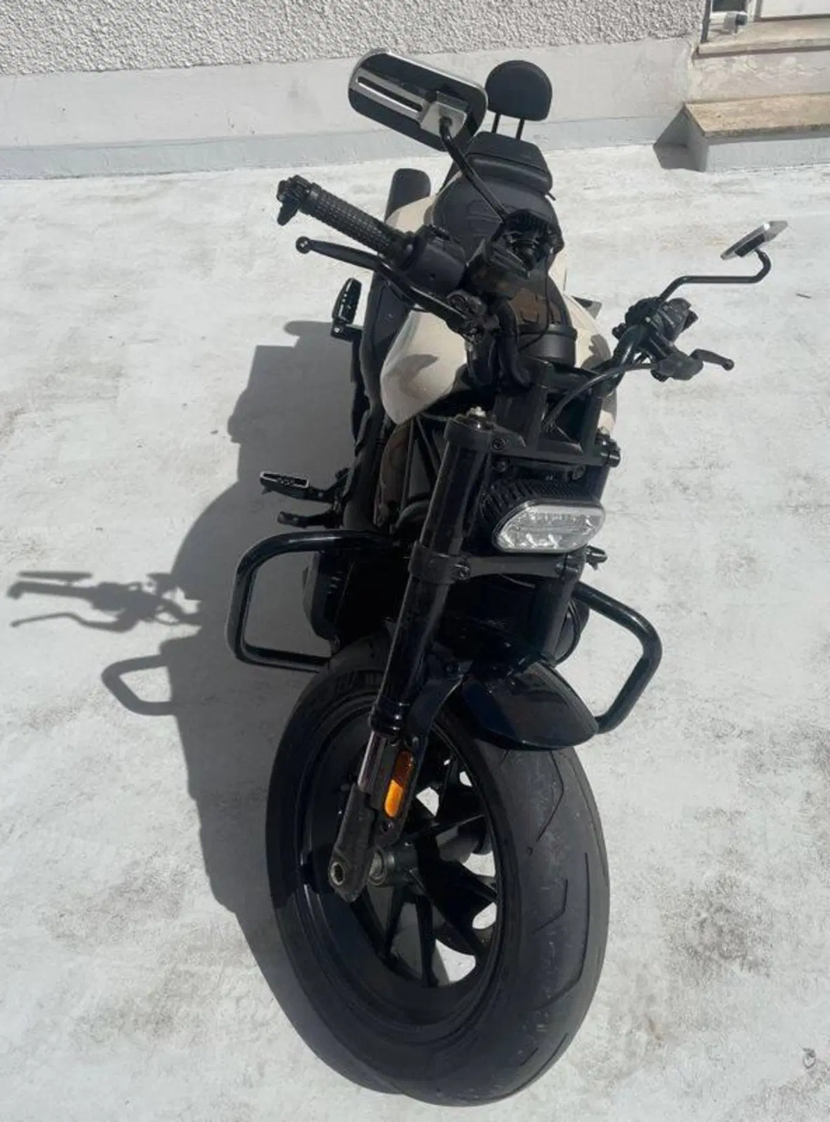 Harley-Davidson 1200 Custom (2018 - 20) - XL1200C (10)