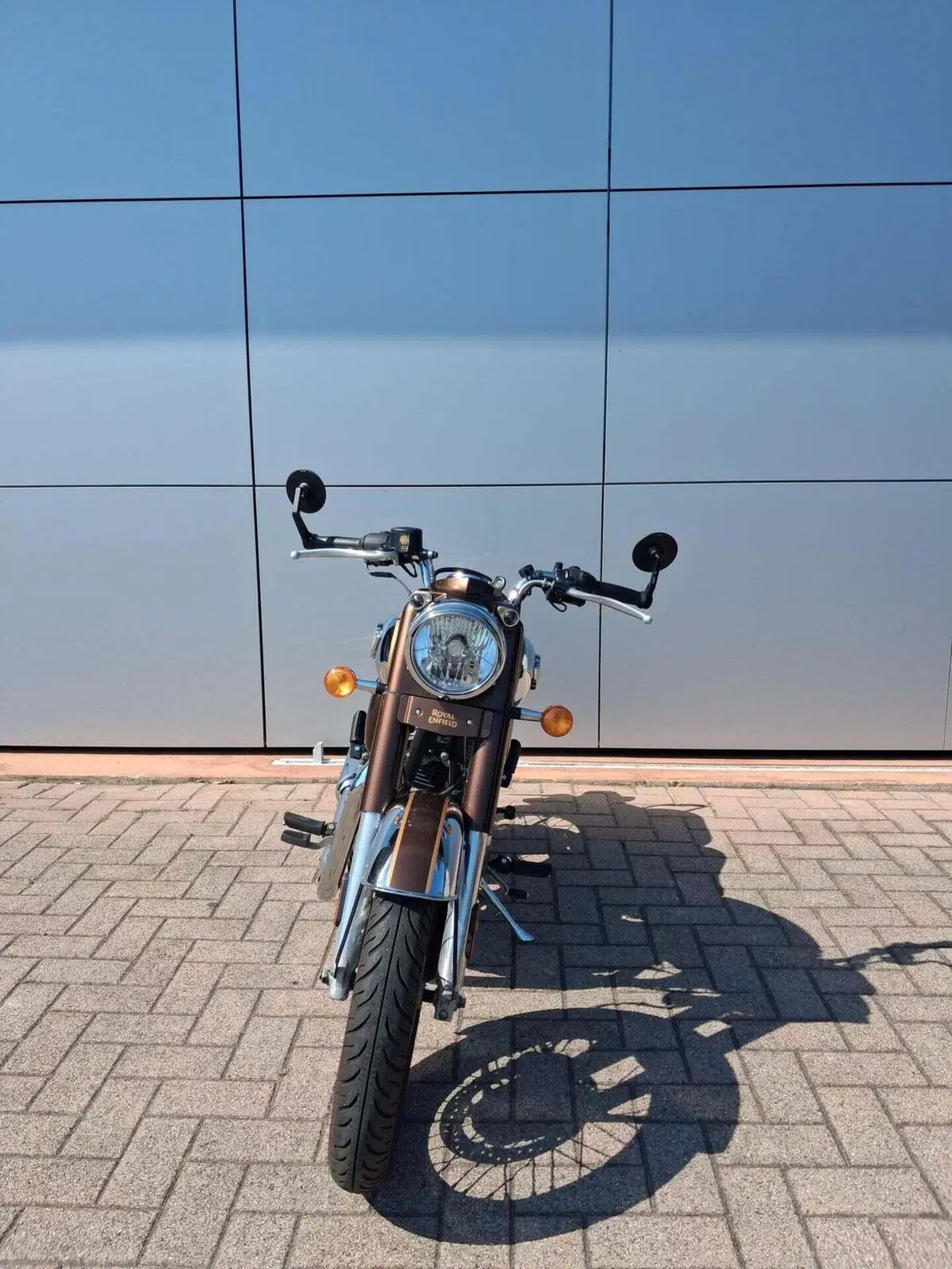 Royal Enfield Classic 350 (2021 - 26) (3)