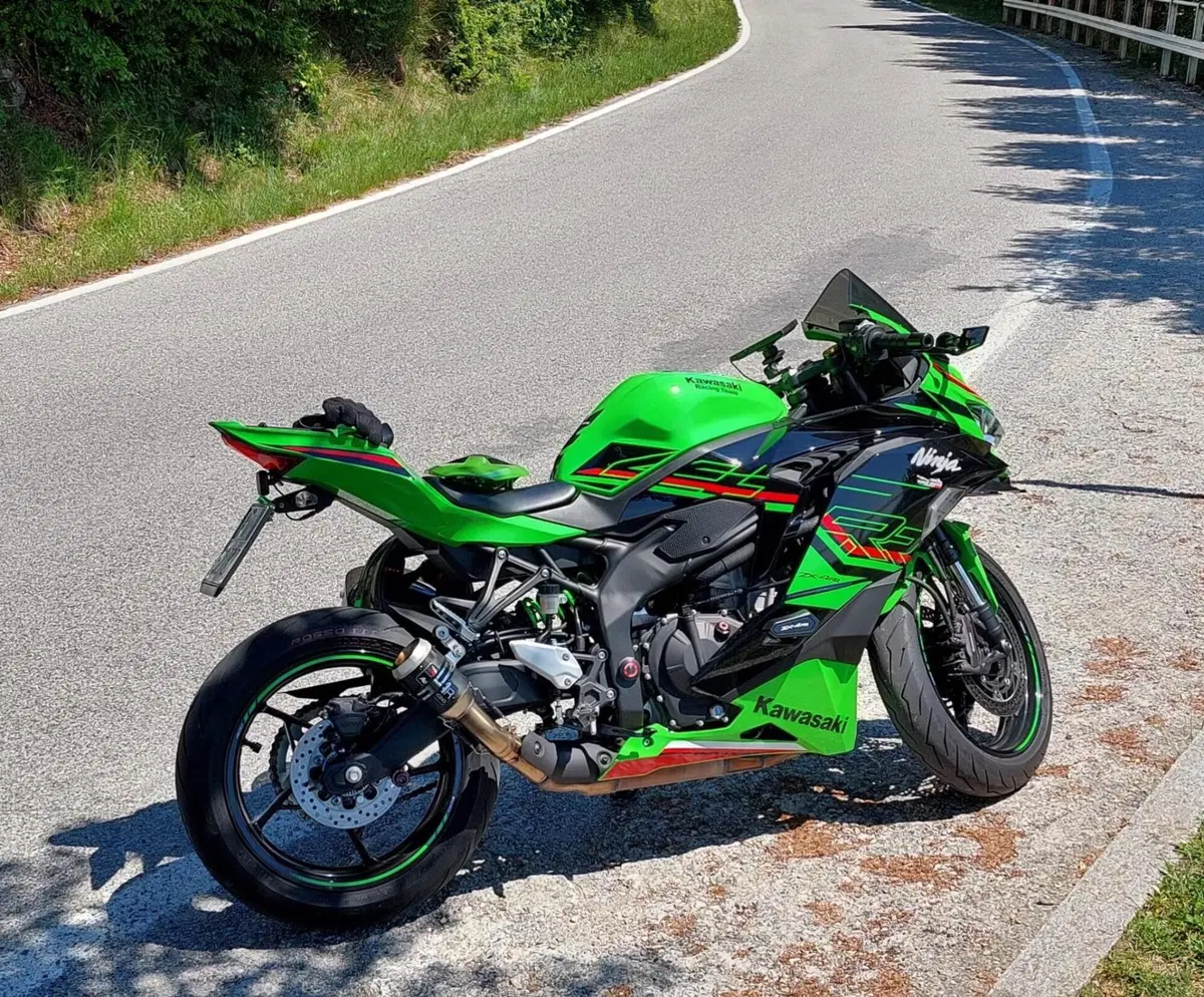 Kawasaki Ninja ZX-4RR (2024 - 26) (6)