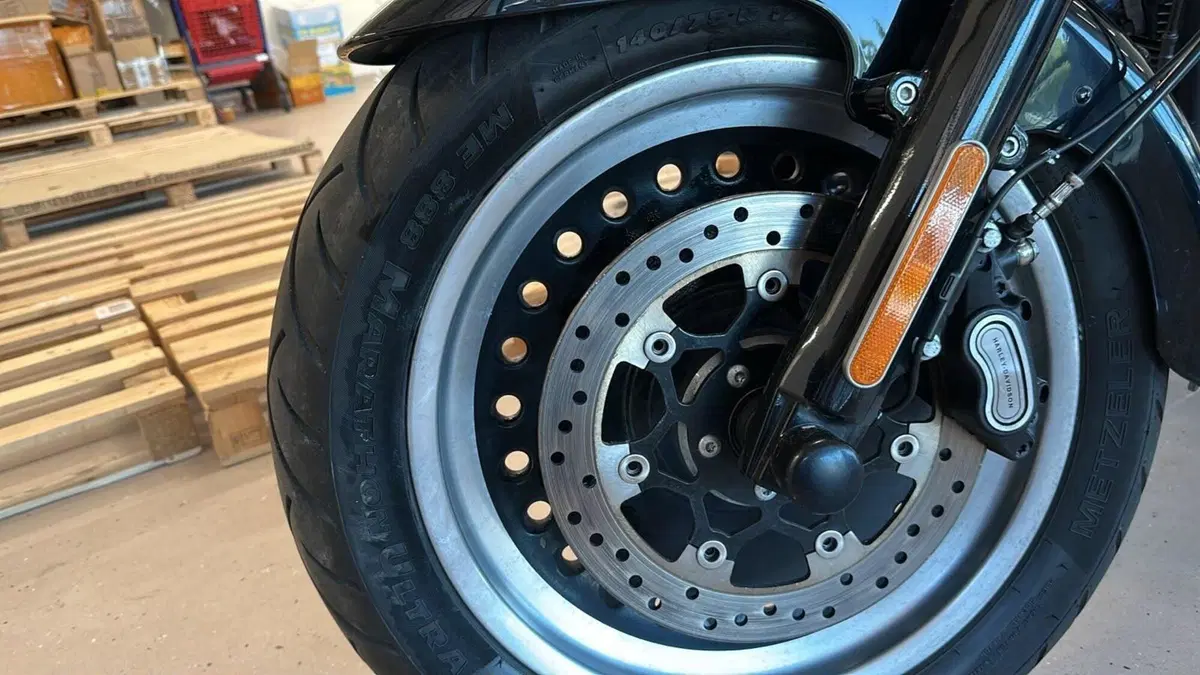 Harley-Davidson 107 Fat Boy (2017 - 20) - FLFB (8)