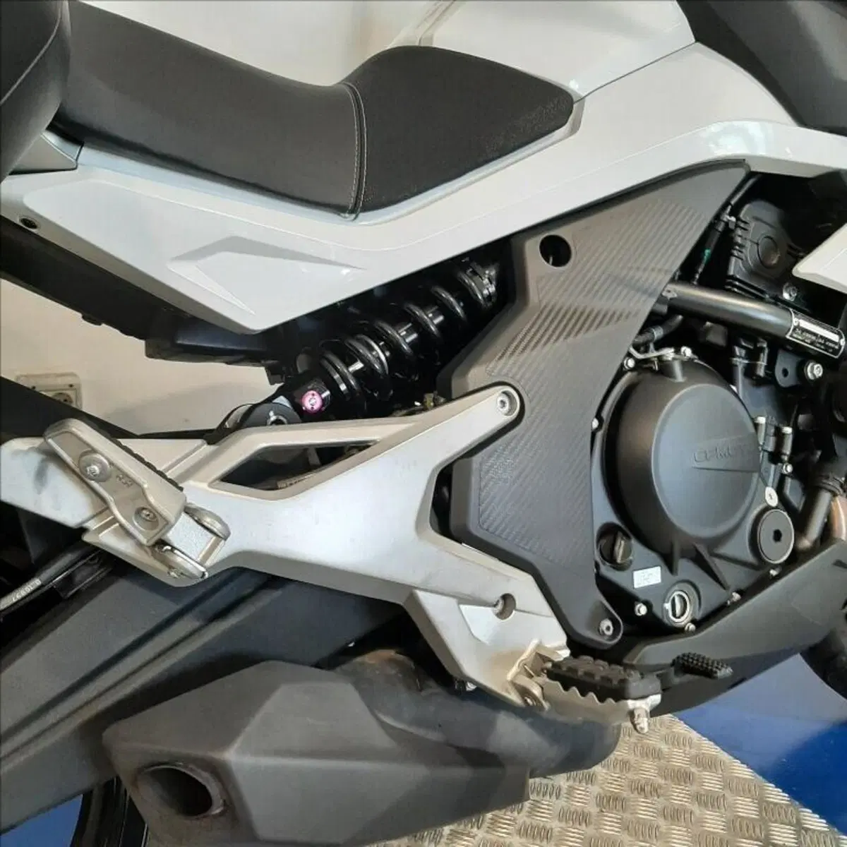 CFMOTO 700MT (2024 - 26) (9)