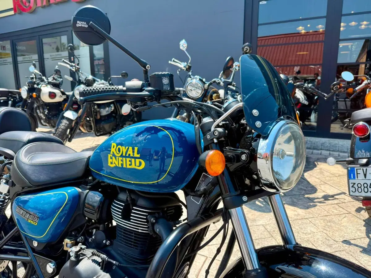 Royal Enfield Meteor 350 (2021 - 26) (8)