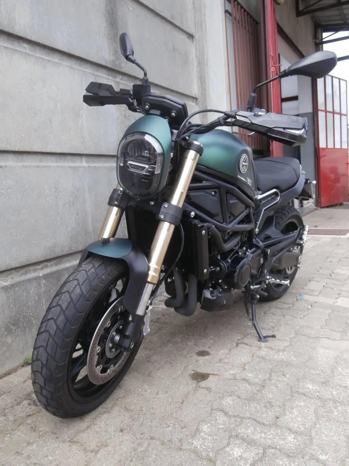 Benelli Leoncino 800 (2022 - 26) (10)