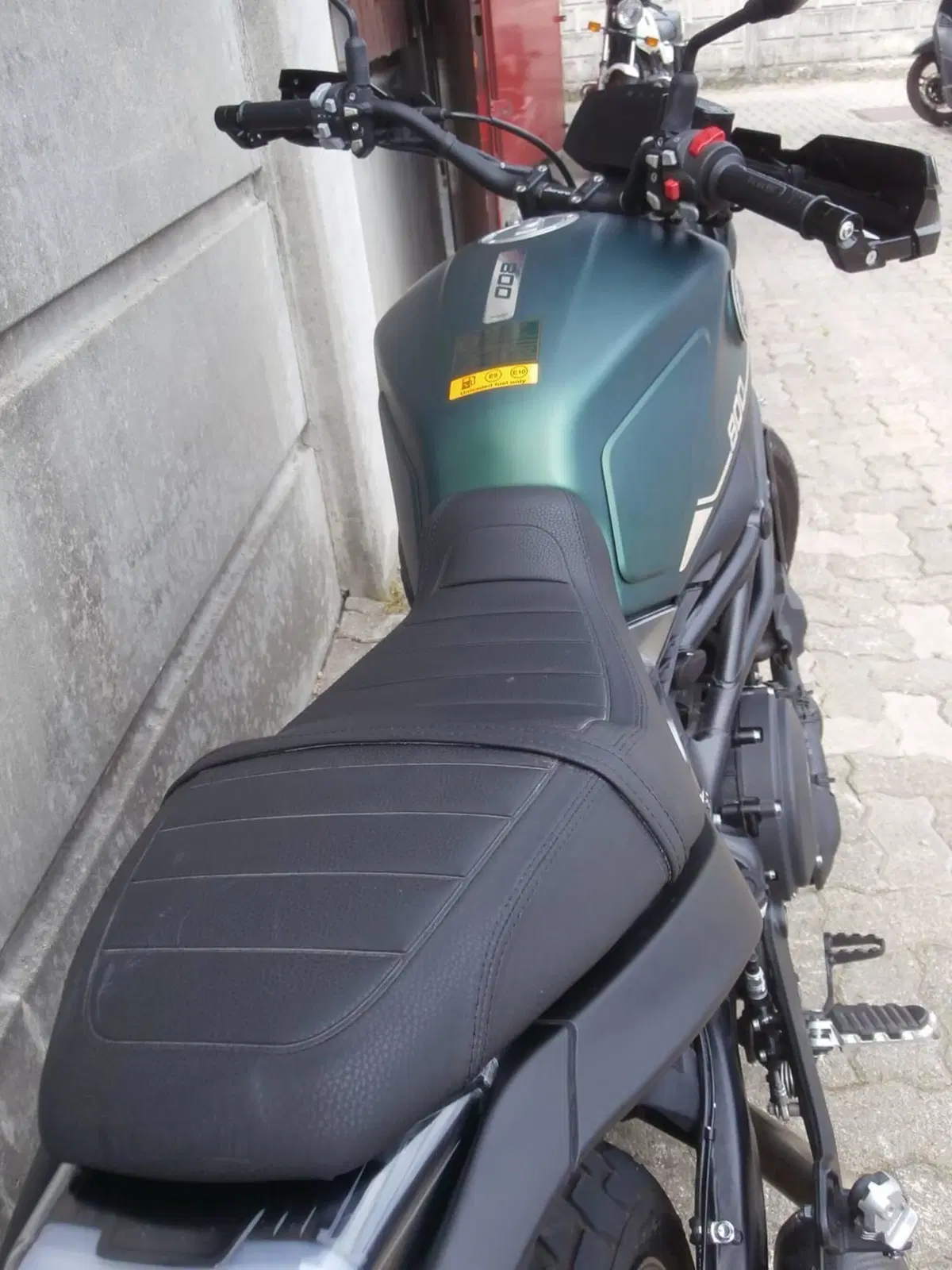 Benelli Leoncino 800 (2022 - 26) (13)
