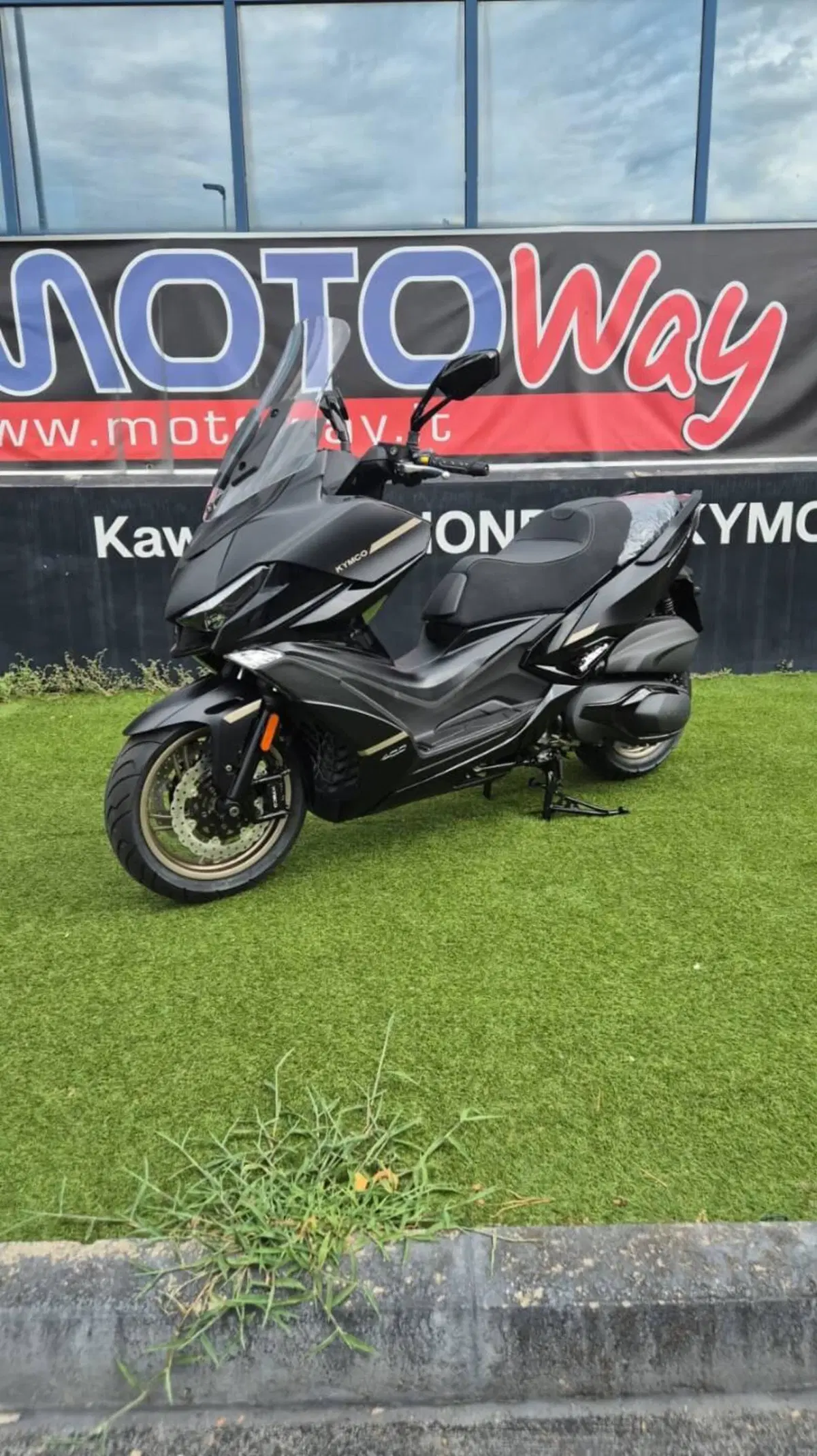 Kymco Xciting VS 400i (2023 - 26) (2)