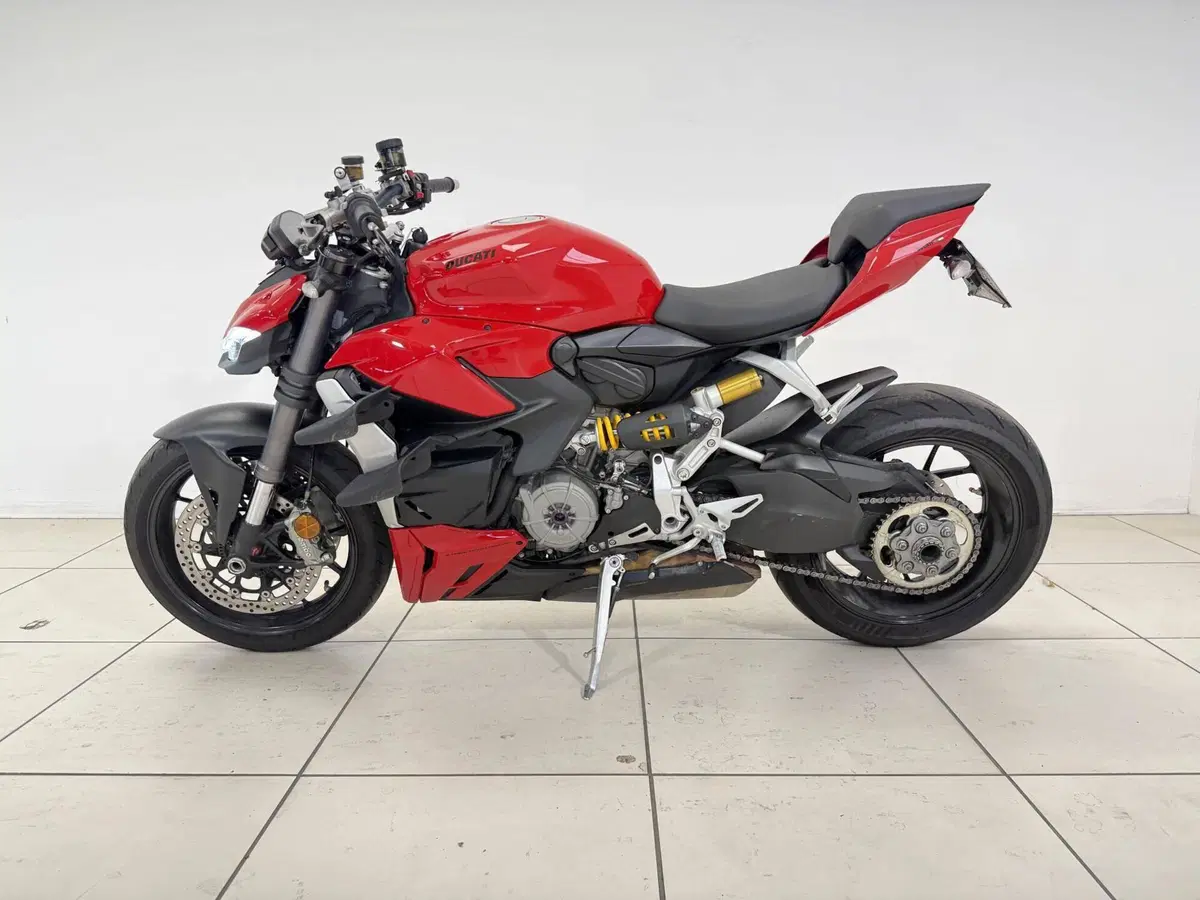 Ducati Streetfighter V2 (2022 - 24) (5)