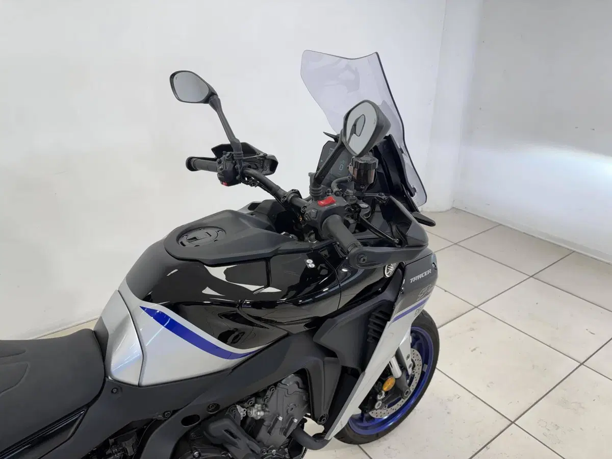 Yamaha Tracer 9 GT+ Y-AMT (2025 - 26) (8)