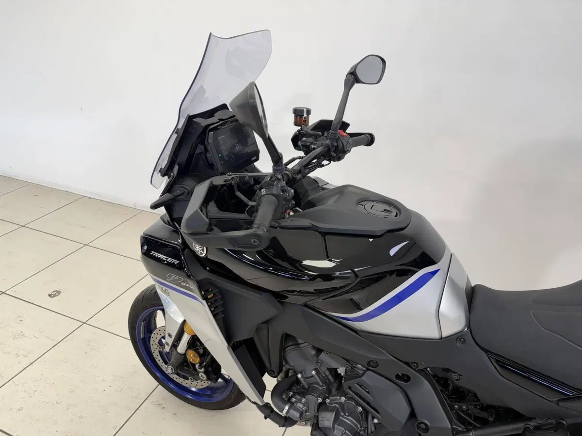 Yamaha Tracer 9 GT+ Y-AMT (2025 - 26) (18)