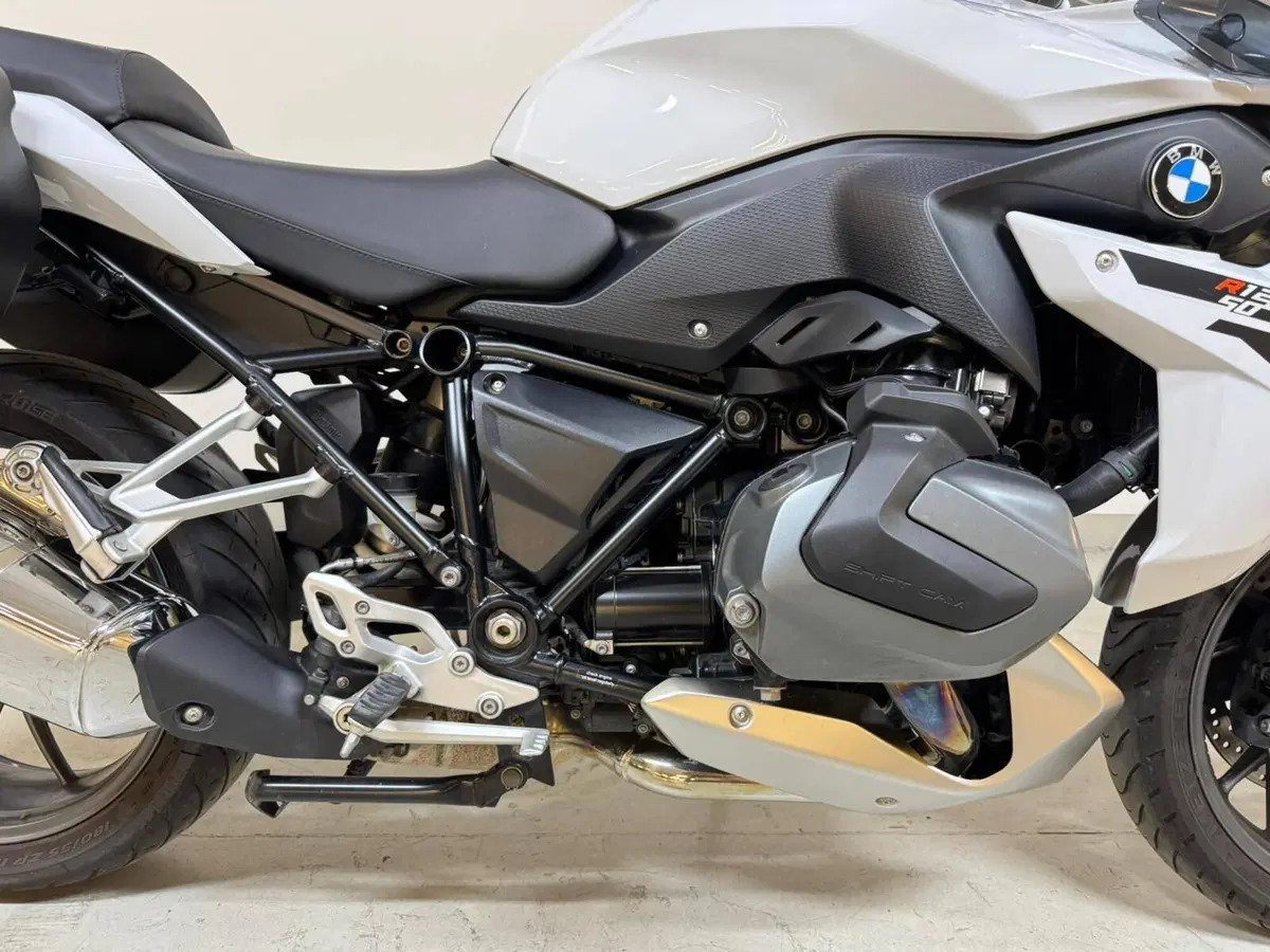 Bmw R 1250 RS (2021 - 25) (13)