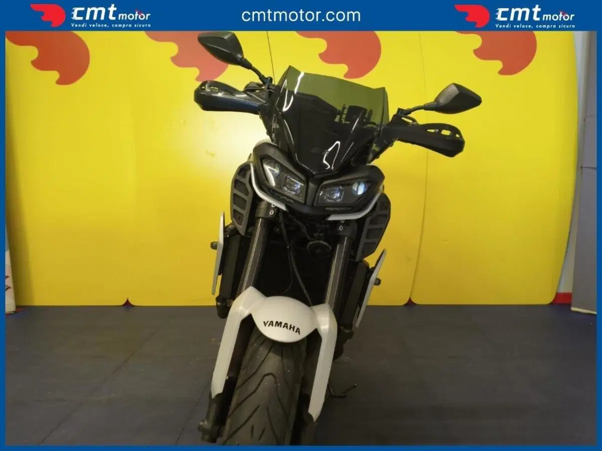 Yamaha MT-09 (2017 - 20) (3)