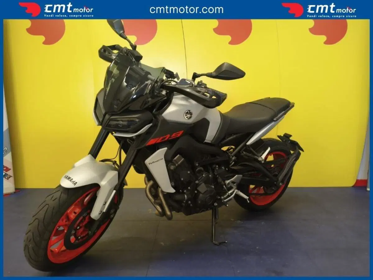 Yamaha MT-09 (2017 - 20) (4)