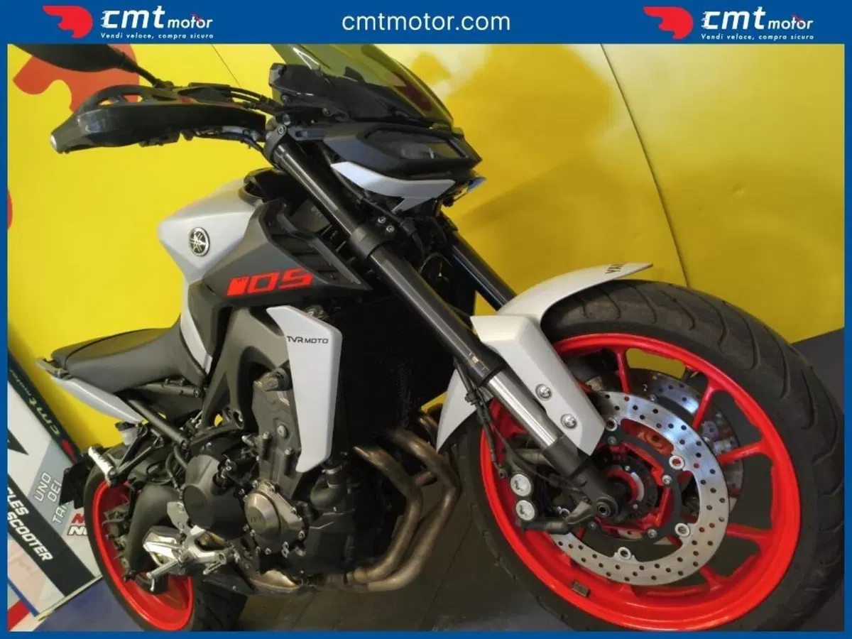 Yamaha MT-09 (2017 - 20) (6)