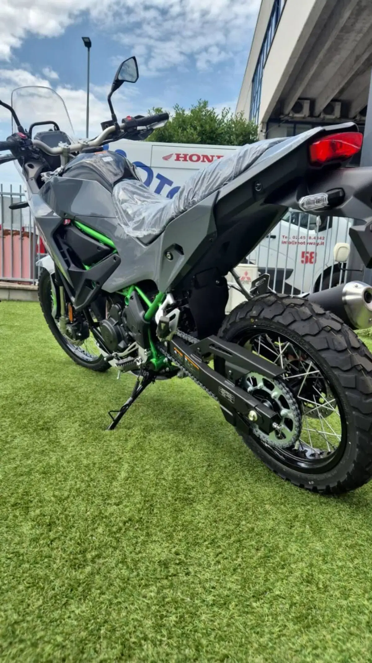 Kawasaki KLE 500 SE (2026) (3)