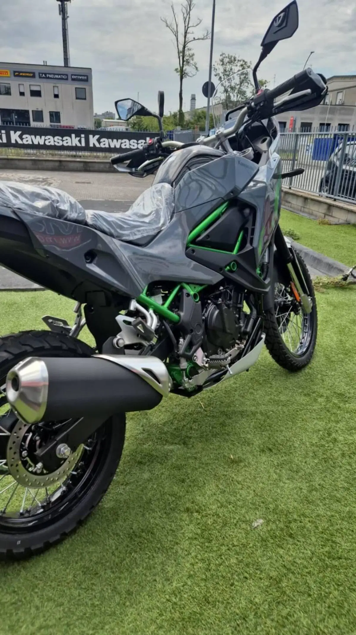 Kawasaki KLE 500 SE (2026) (4)