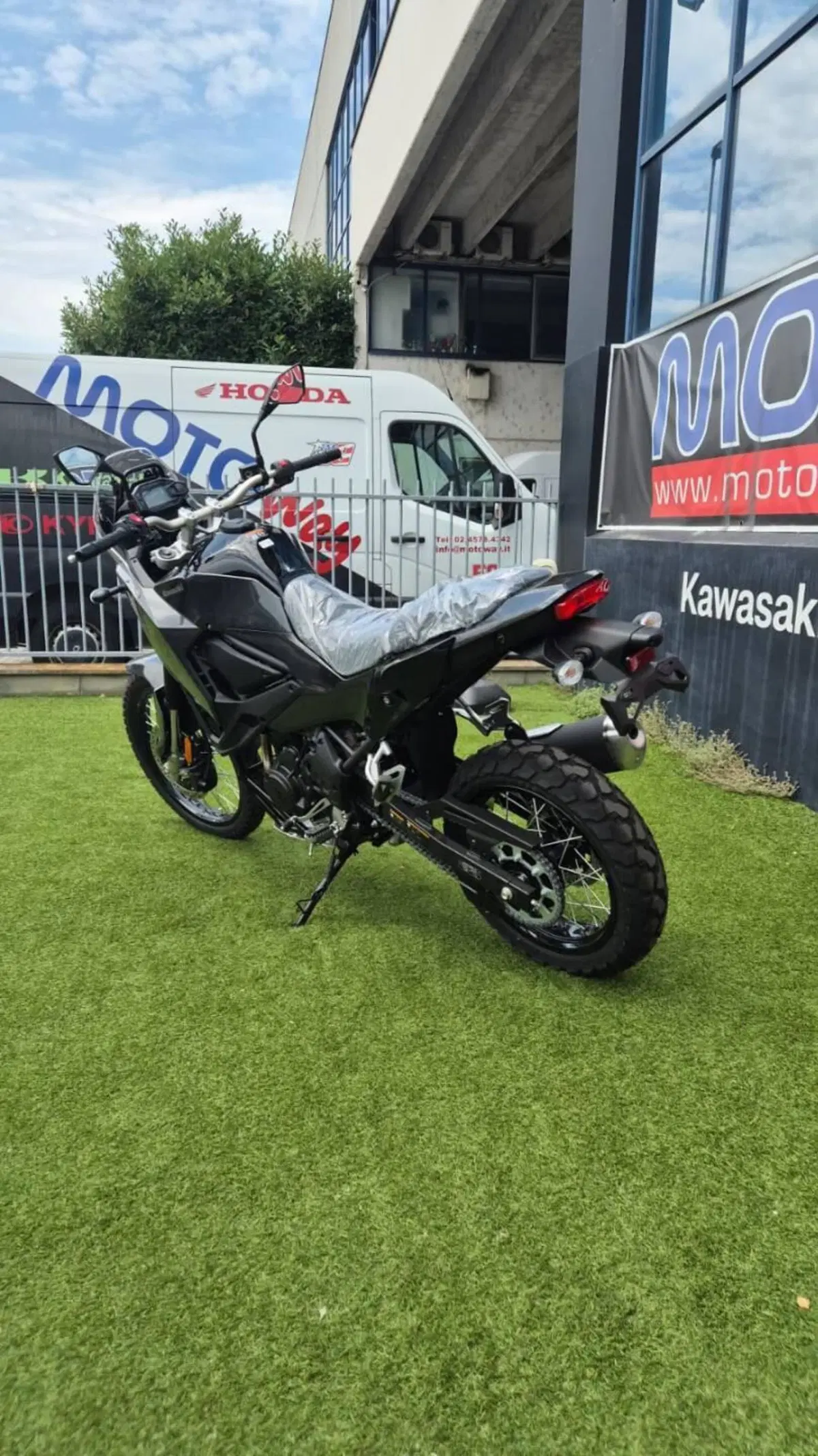 Kawasaki KLE 500 (2026) (5)