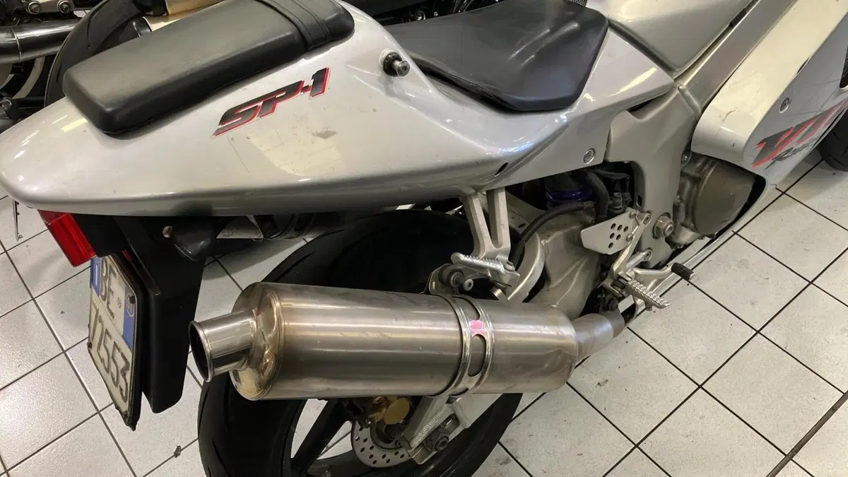 Honda VTR 1000 SP-1 (2000 - 01) (4)
