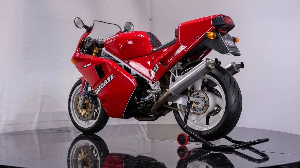 Ducati 851 Superbike Strada (1990) (5)