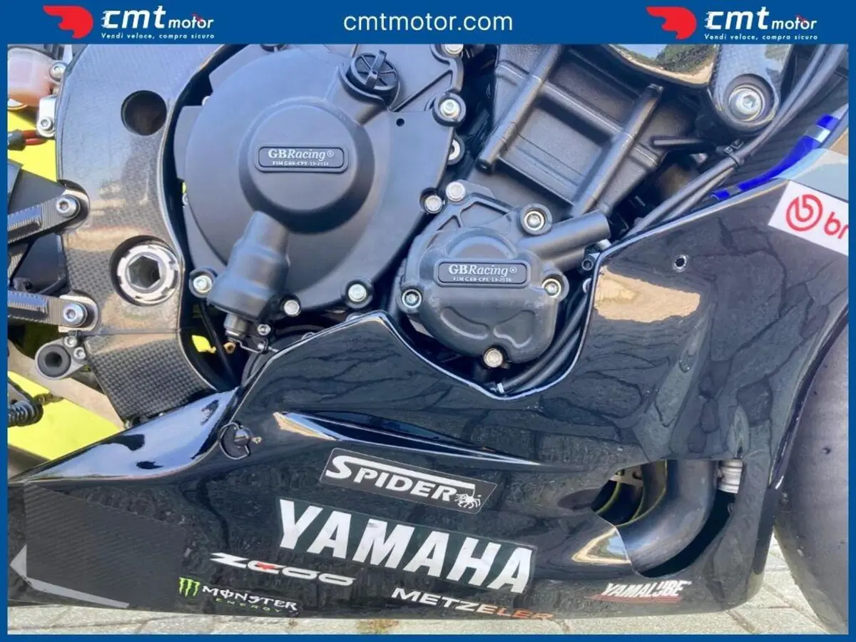 Yamaha YZF R1 (2017 - 19) (12)