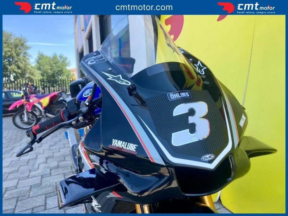 Yamaha YZF R1 (2017 - 19) (14)