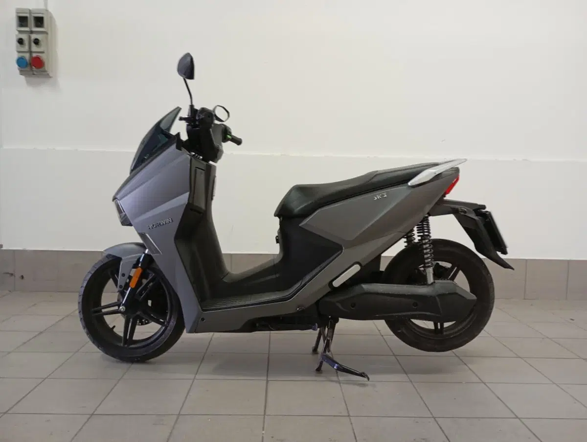 Horwin SK3 L3e (2023 - 24) (2)