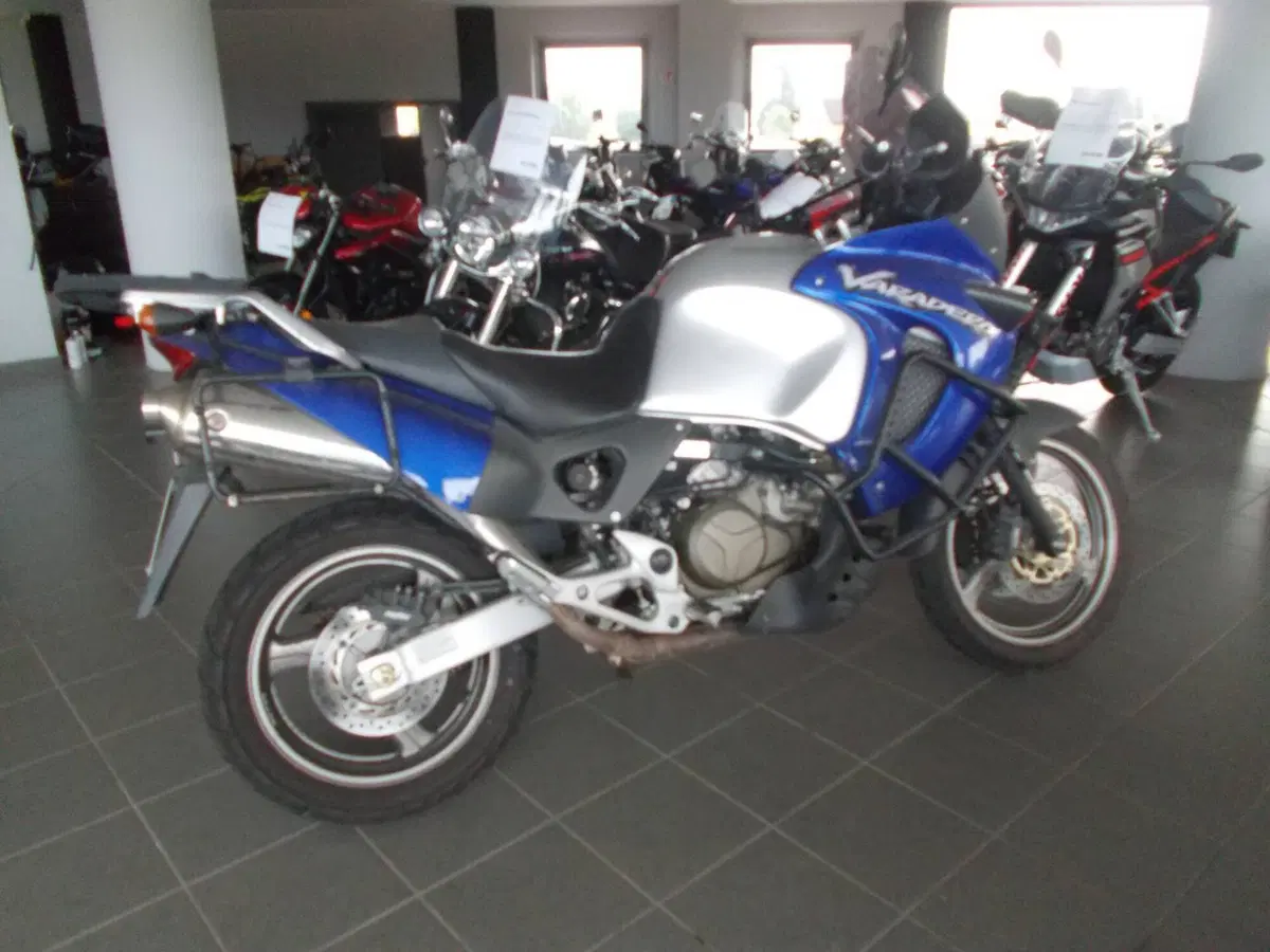 Honda Varadero 1000 (1999 - 02) (2)