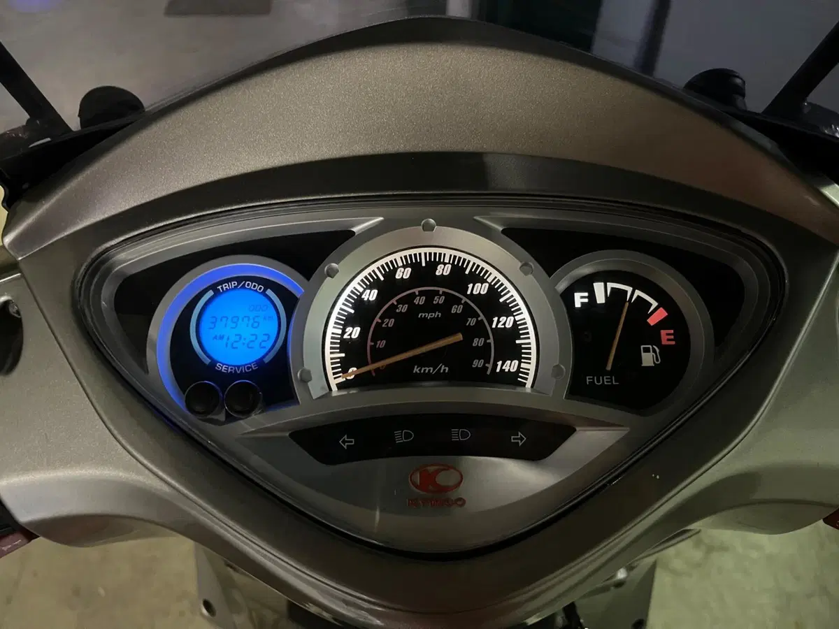Kymco People 125 S DD (2007 - 16) (6)