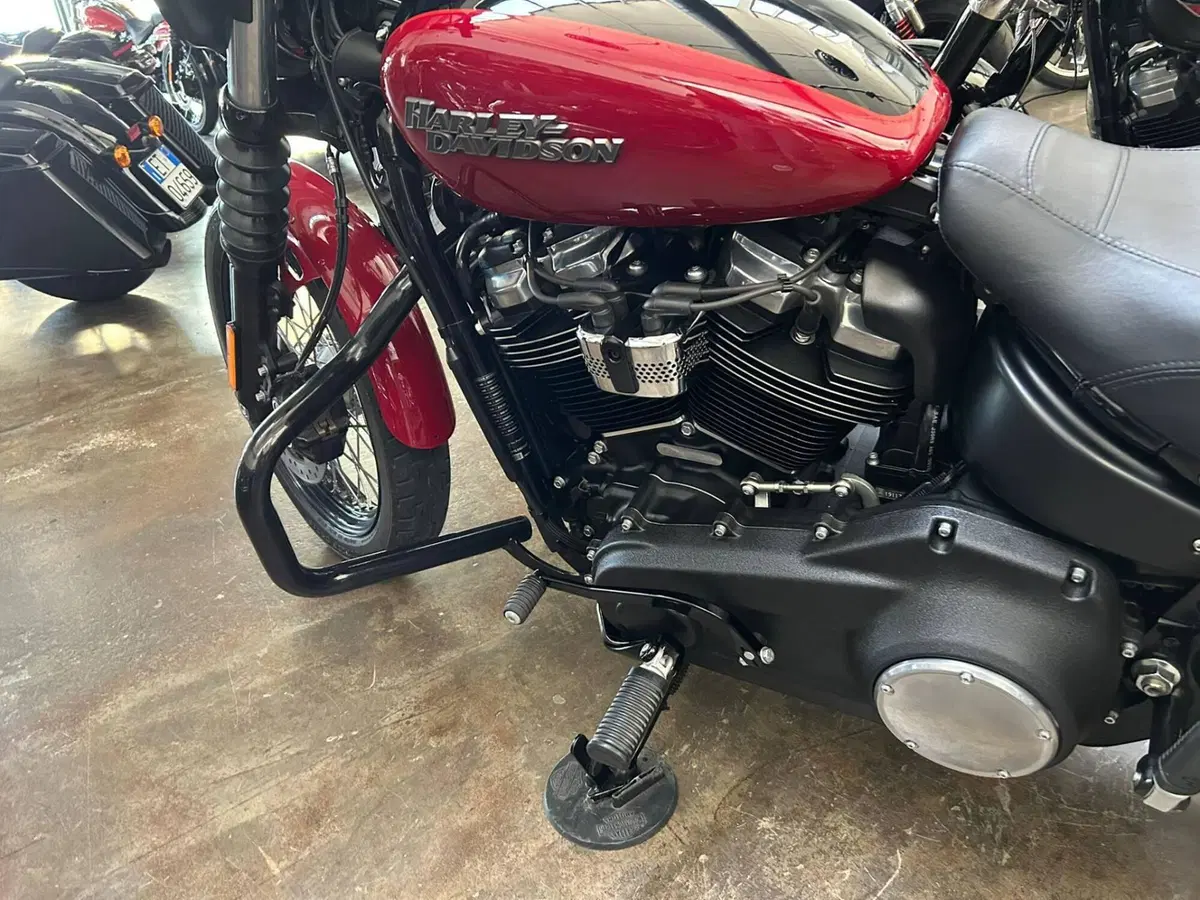Harley-Davidson 107 Street Bob (2018 - 20) - FXBB (6)