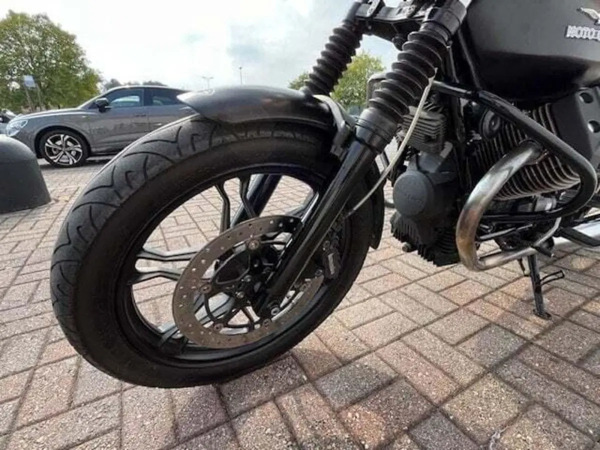 Moto Guzzi V7 Special (2012 - 14) (9)